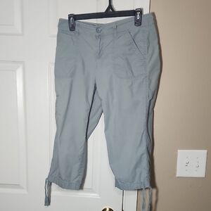 LOFT Women's Cargo Shorts in Light Gray